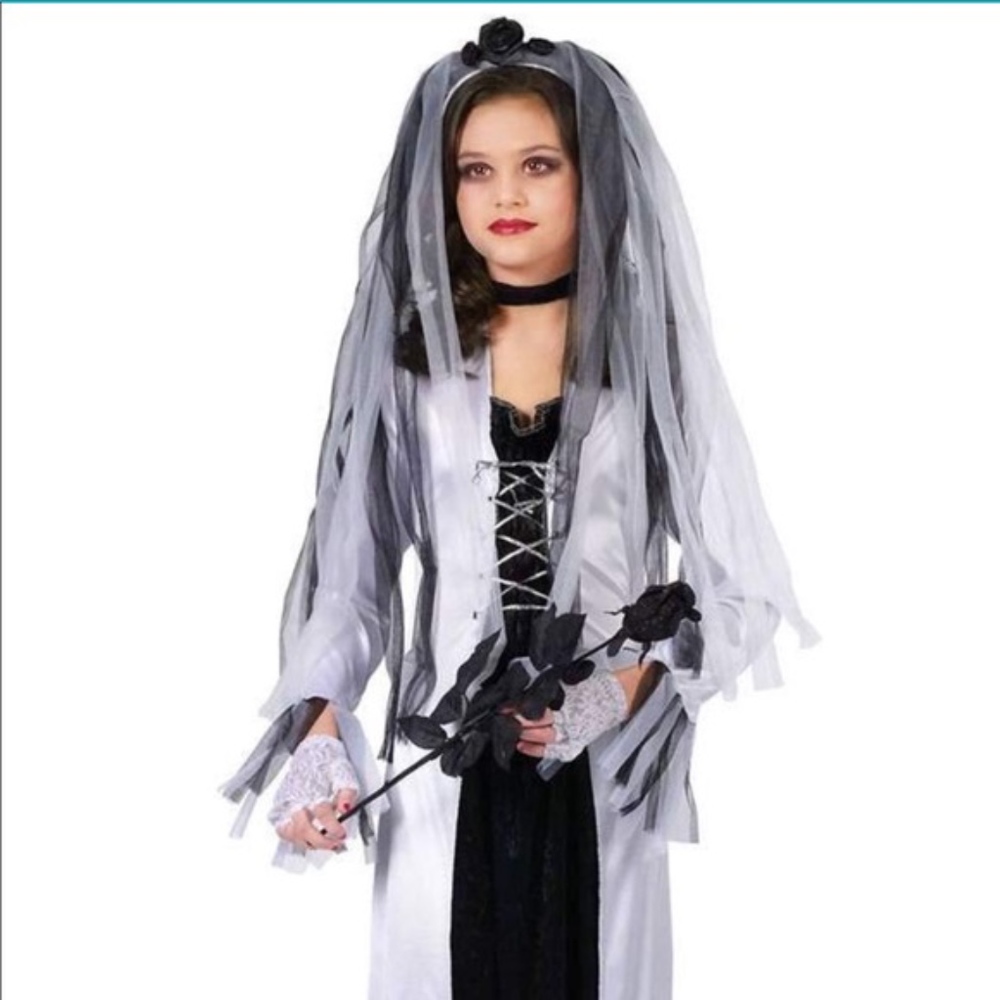 HALLOWEEN COSTUME